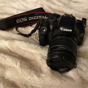 Canon EOS Rebel T2i DSLR Camera